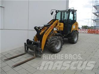 Schäffer 4350 Z Pyöräkuormaajat