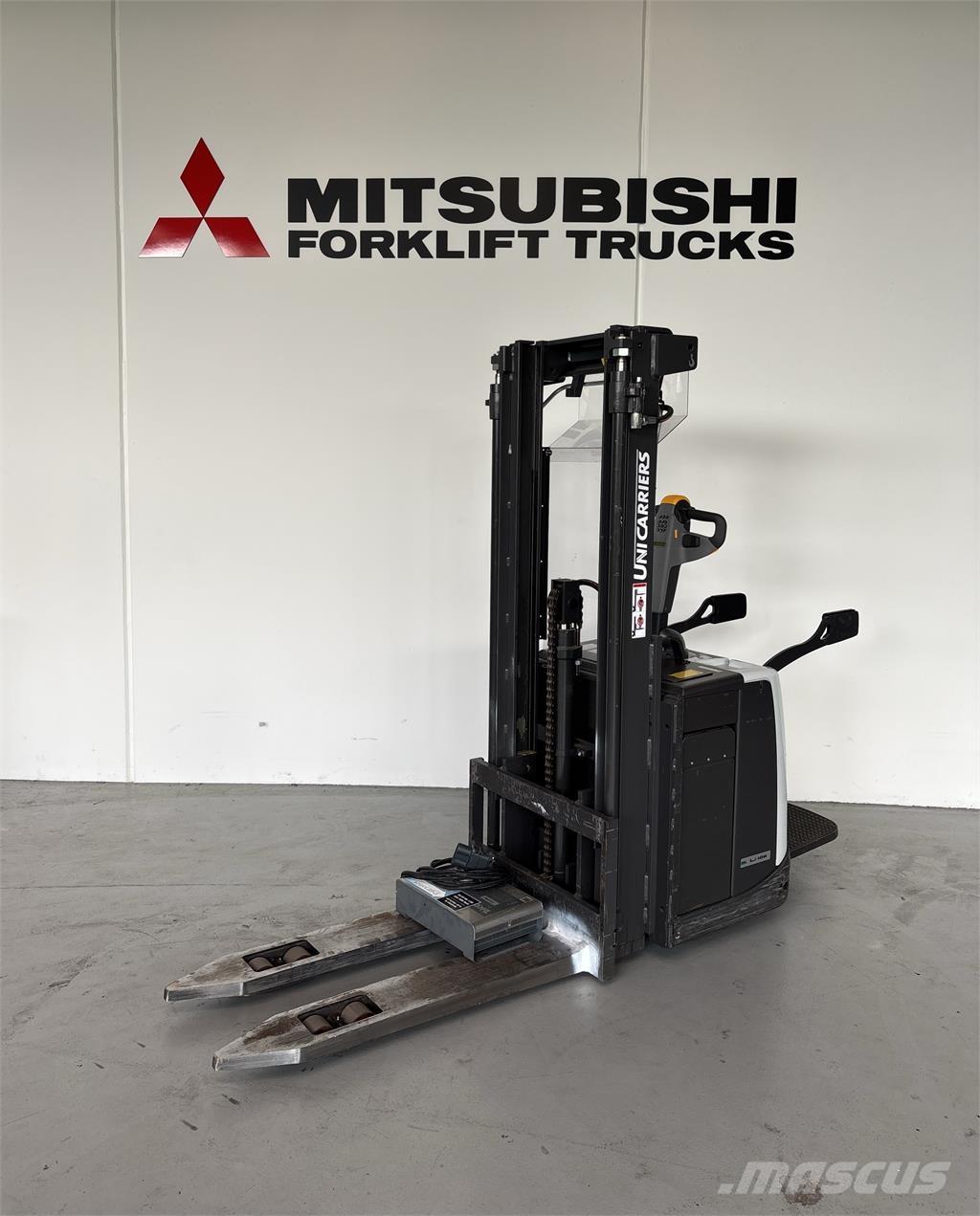 Atlet PSP160 Ajettavat pinoamisvaunut