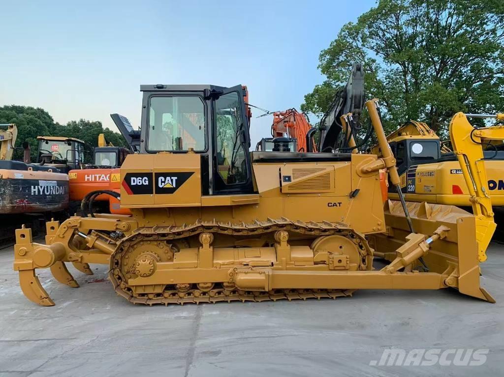 CAT D 6 G Telaketjupuskutraktorit