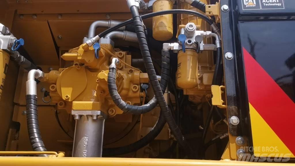 CAT 340D Telakaivukoneet