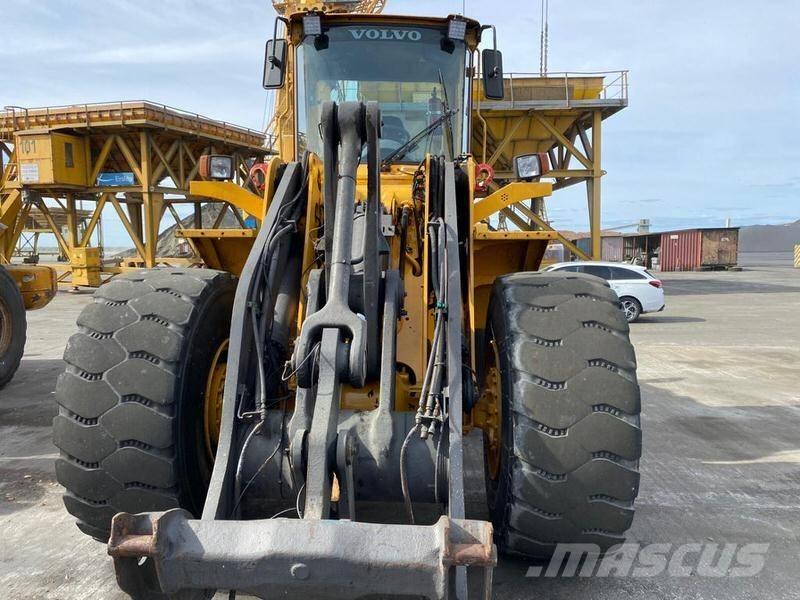 Volvo L 120 E Pyöräkuormaajat