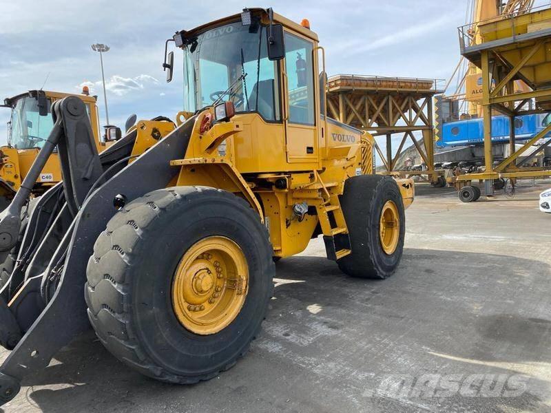 Volvo L 120 E Pyöräkuormaajat