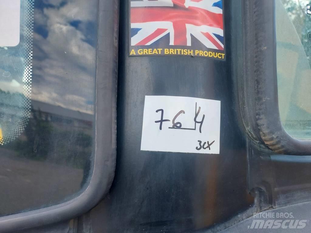 JCB 3 CX Kaivurikuormaajat