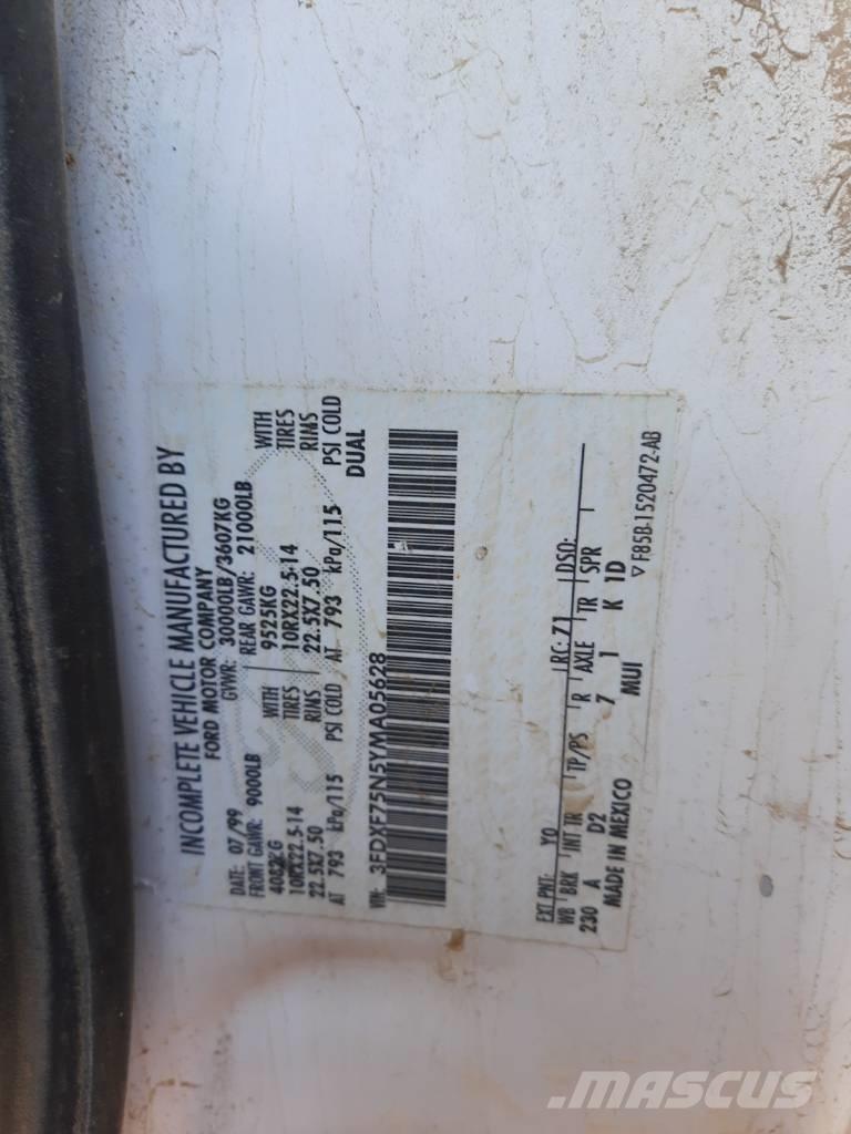 Ford F 750 Vesisäiliöautot