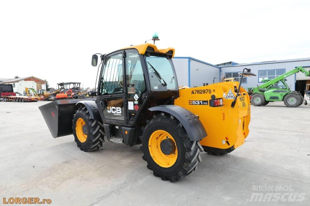 JCB 531-70 Etukuormaimet ja kaivuulaitteet
