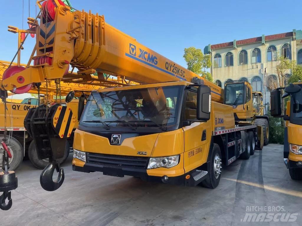 XCMG QY25KC Mobiilinosturit