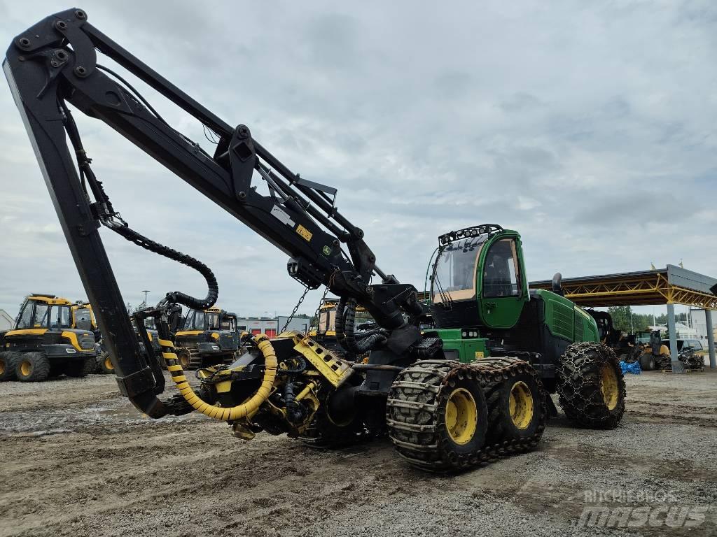 John Deere 1270G 6W Harvesterit