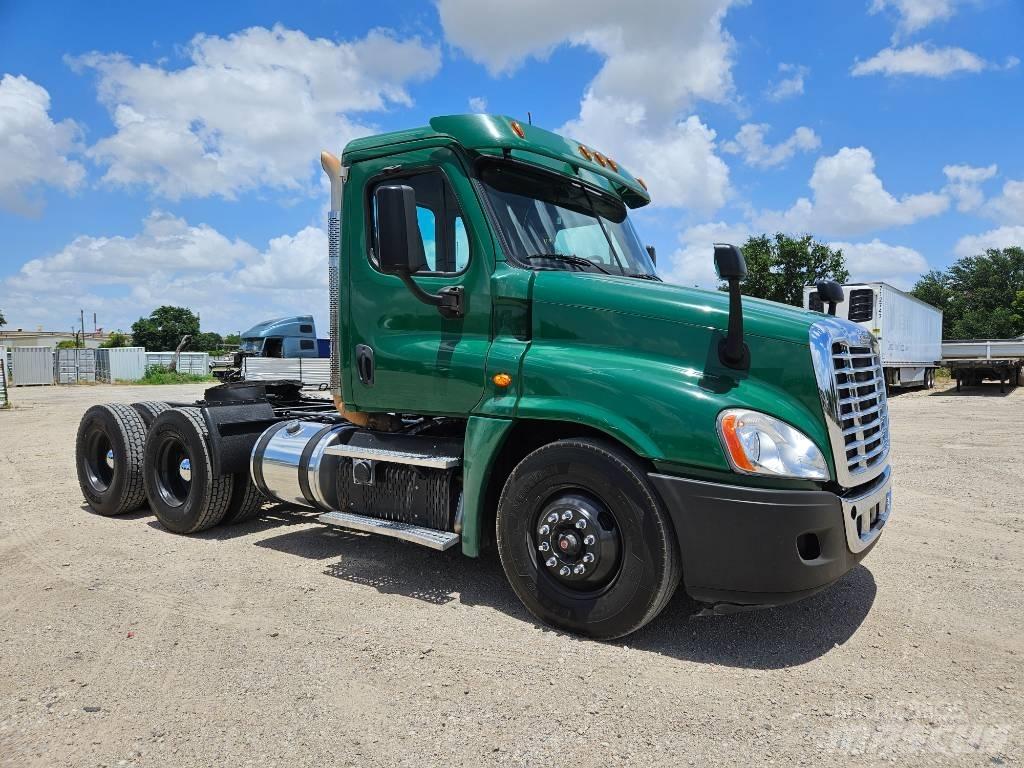 Freightliner 125 Vetopöytäautot