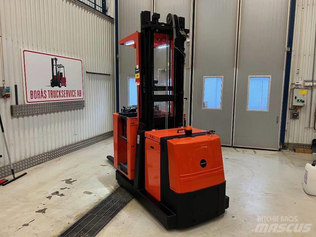 Toyota OM 100 M Korkeakeräilytrukit