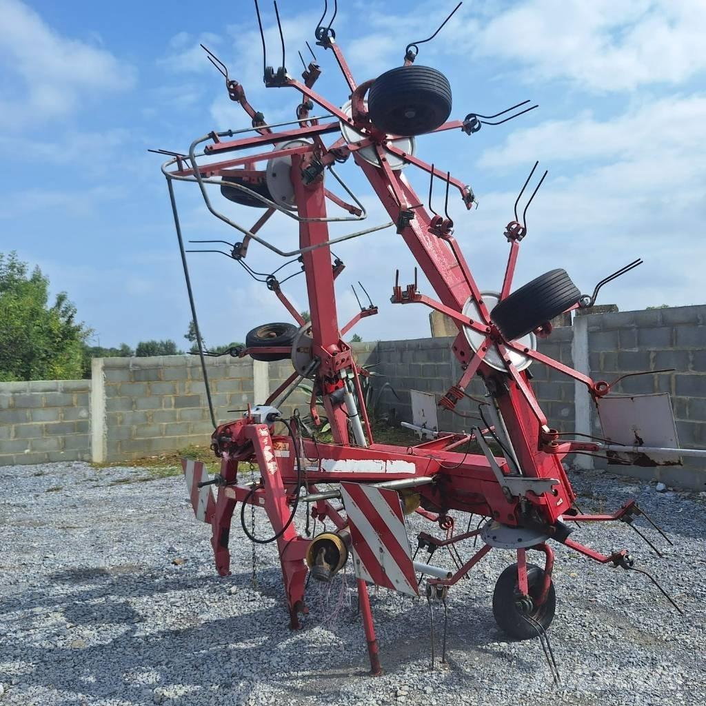 Kverneland Z765 Pöyhimet ja haravat
