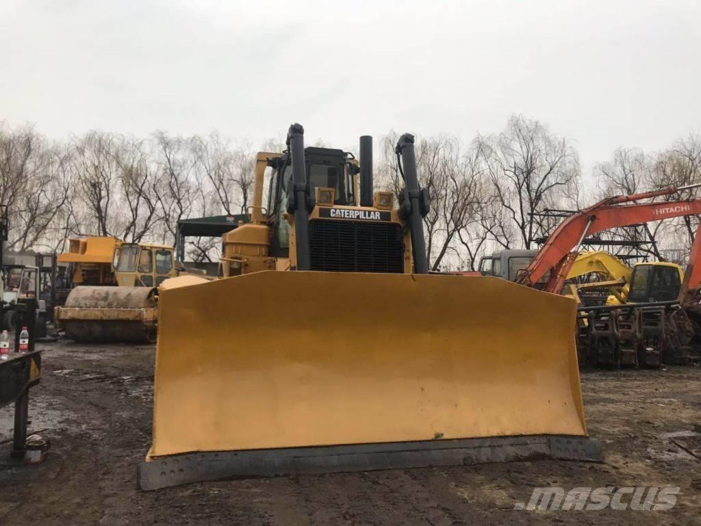 CAT D 8 N Telaketjupuskutraktorit