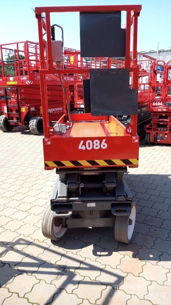 SkyJack SJ III 3220 Saksilavat