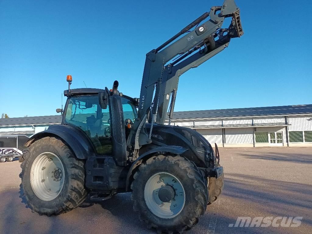 Valtra T174E Versu Traktorit