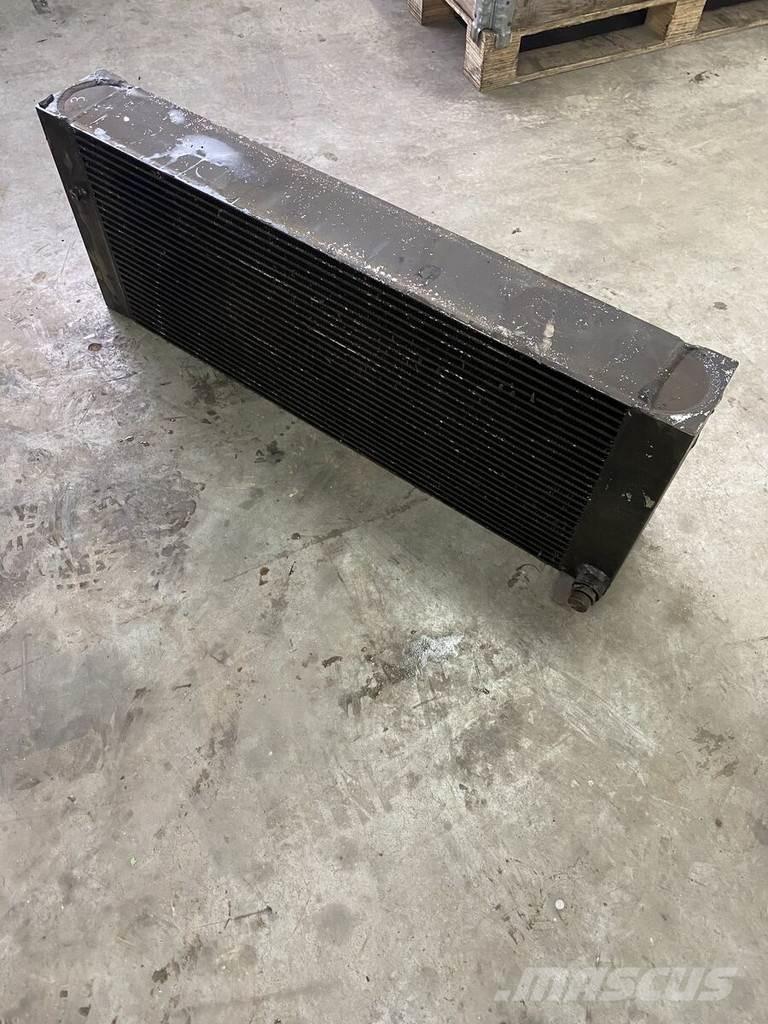 Liebherr A934C Jäähdyttimet