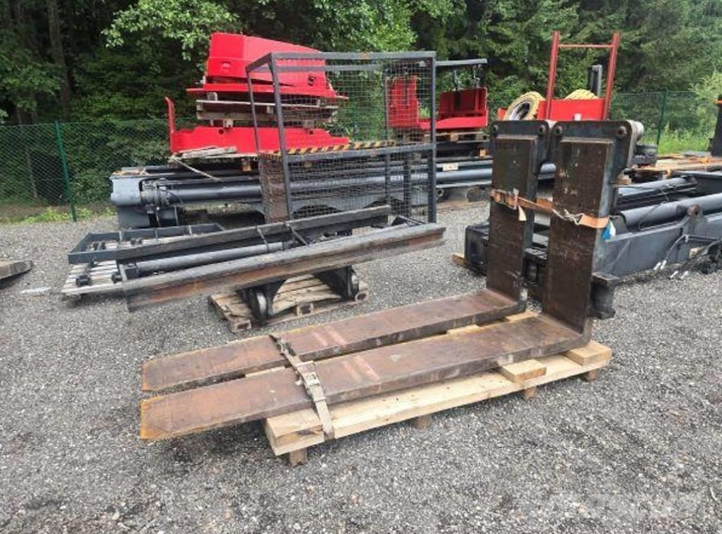 Kalmar DCE150-12 Dieseltrukit