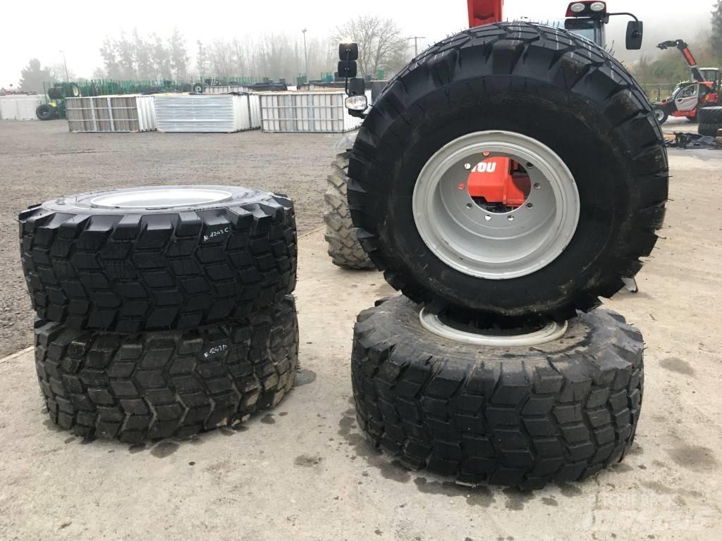  FOR TRAILER 24R23 Renkaat ja vanteet