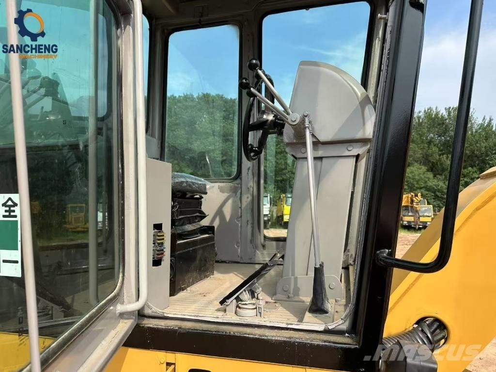 CAT 140K Tiehöylät