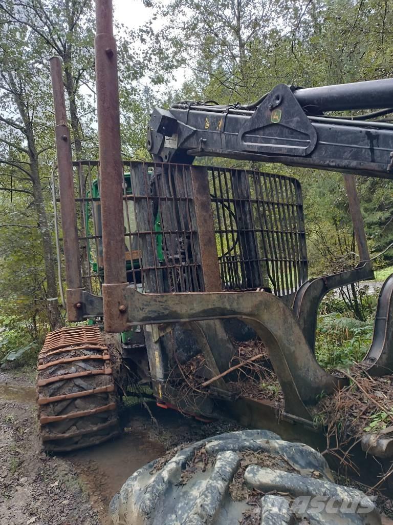 John Deere 1210 E Kuormatraktorit