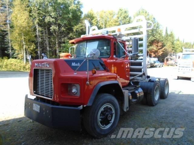 Mack RB 688 S Vetopöytäautot