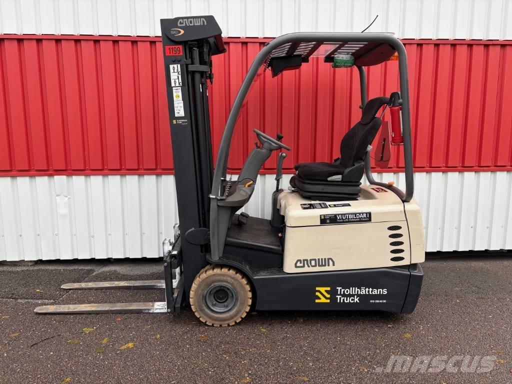 Crown SC3220 Sähkötrukit
