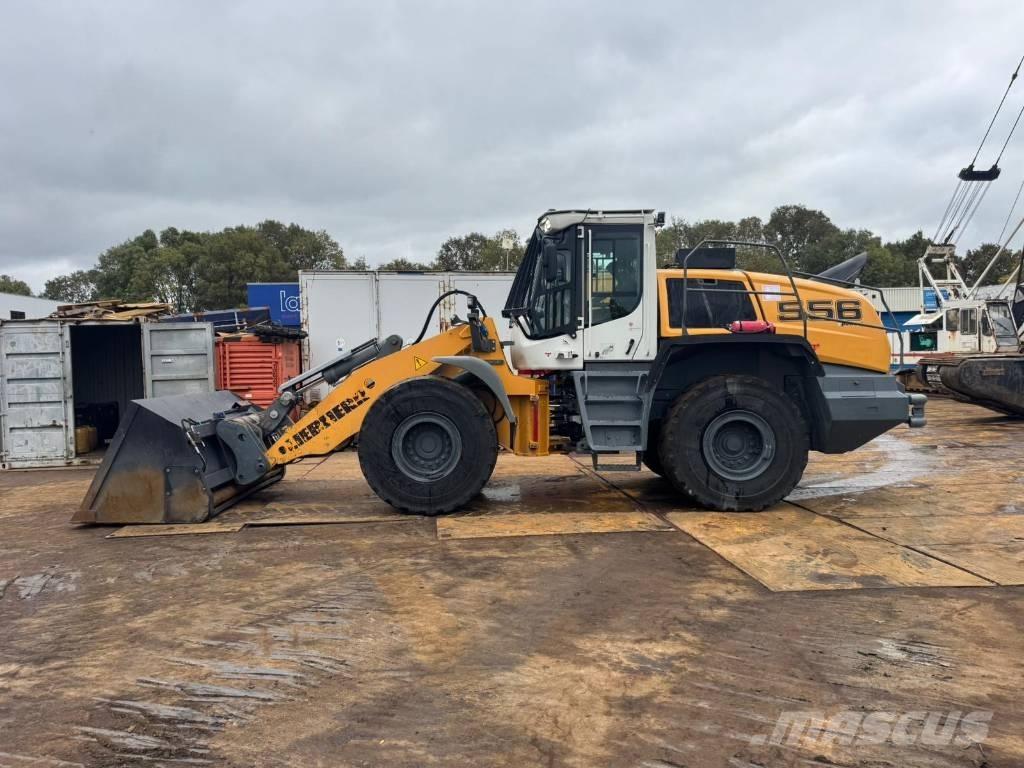 Liebherr L556 Pyöräkuormaajat