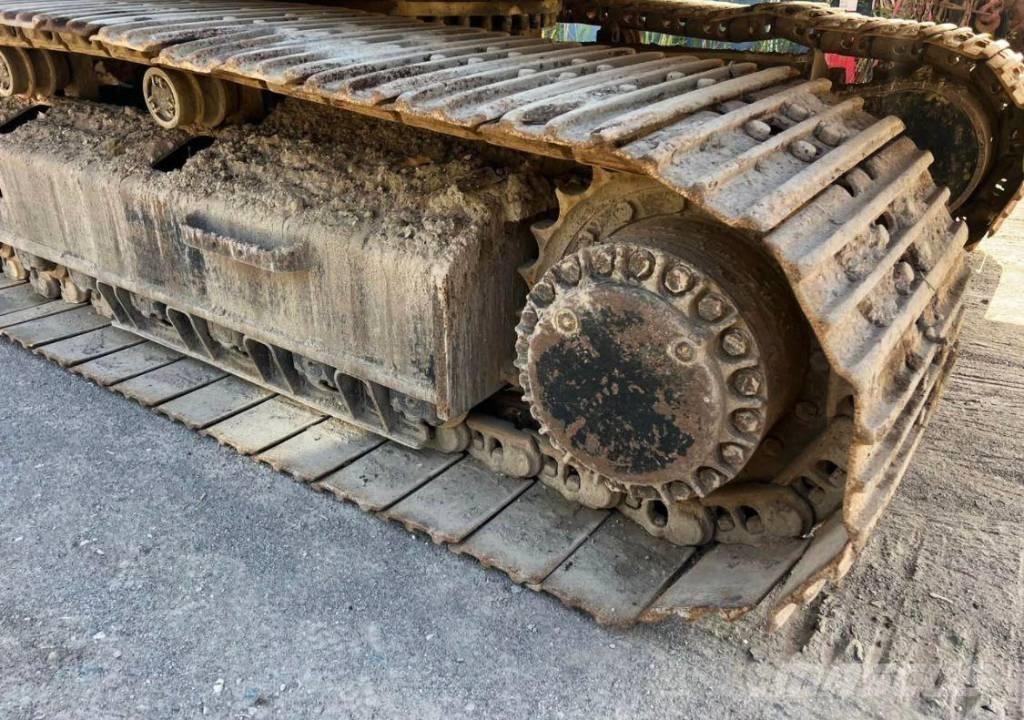 CAT 330 D L Telakaivukoneet