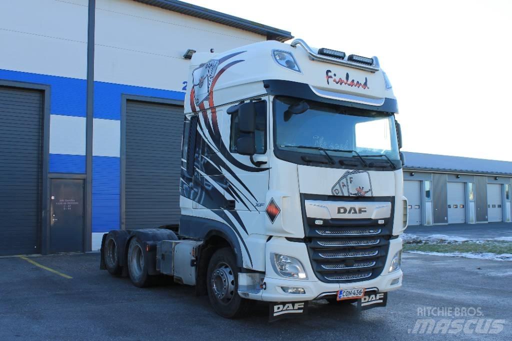 DAF XF 530 FTS Vetopöytäautot
