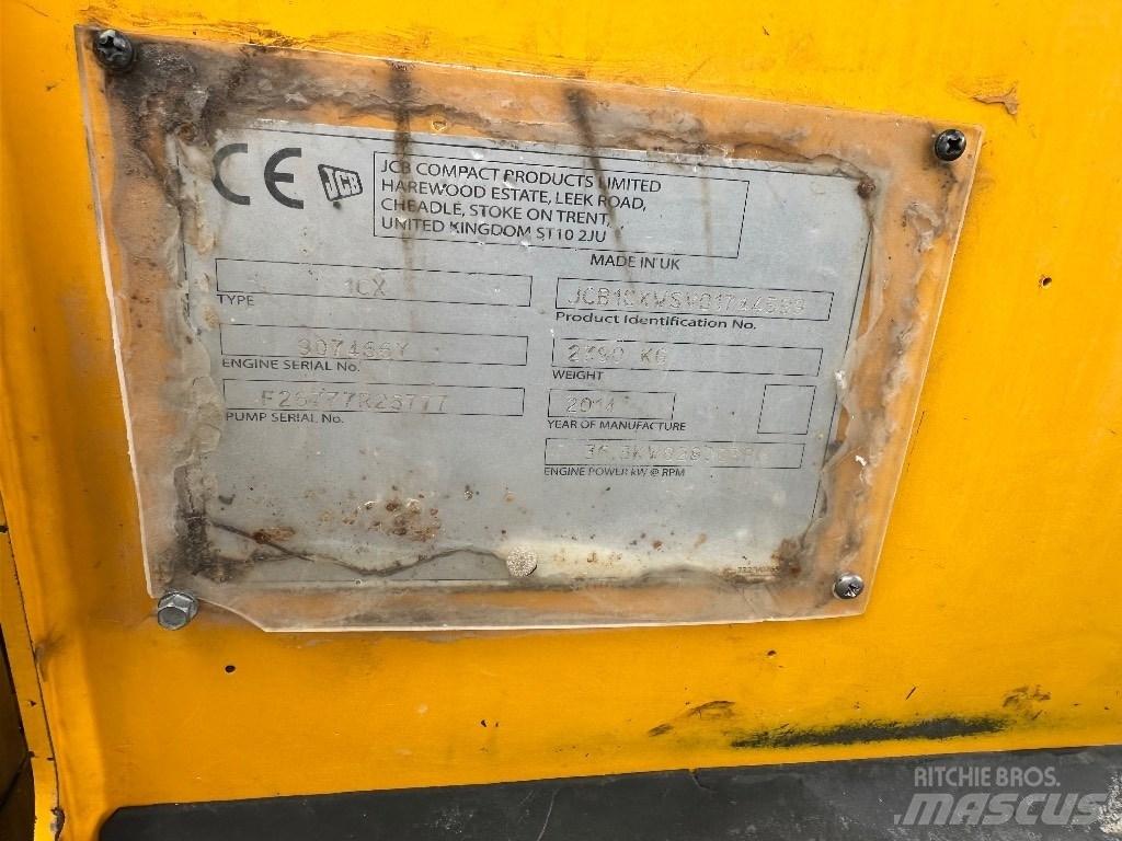 JCB 1 CX Kaivurikuormaajat