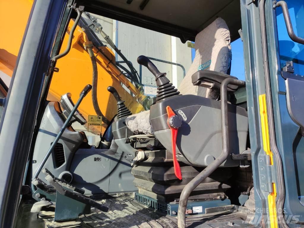 Hyundai HX220NL Telakaivukoneet