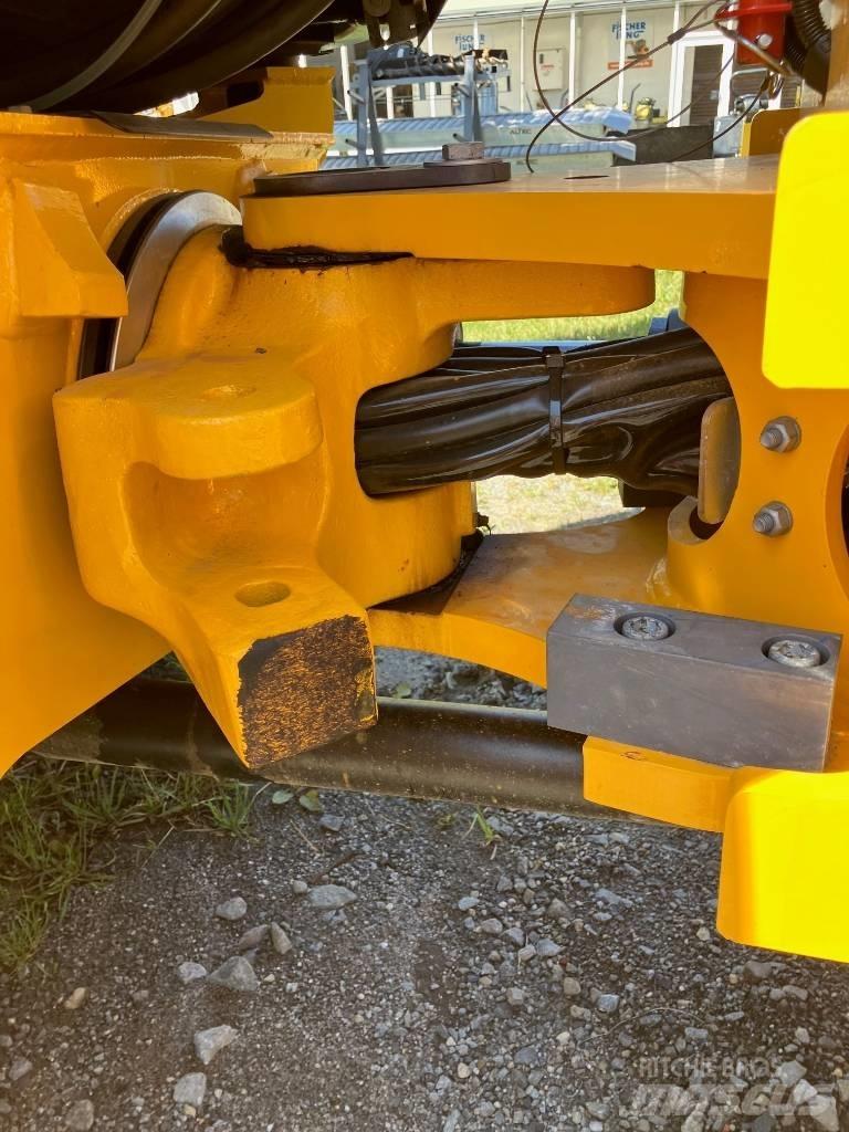 JCB TM 220 Pyöräkuormaajat