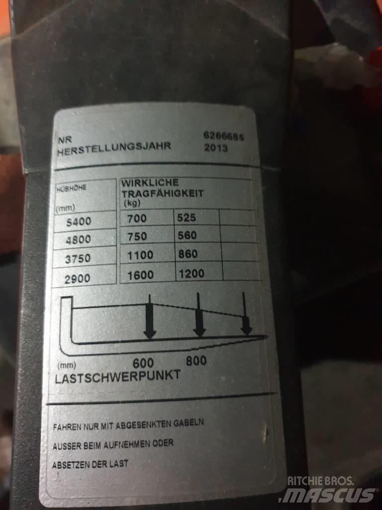 BT SPE 160 Käyden ajettavat pinoamistrukit