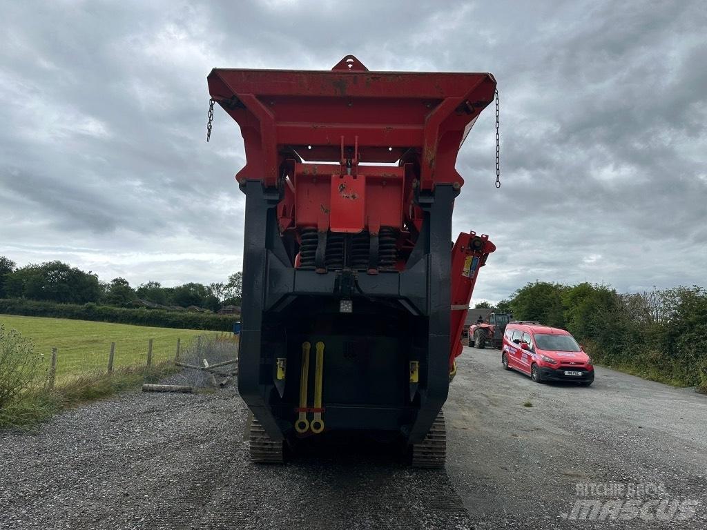 Sandvik QJ 241 Mobiilimurskaimet