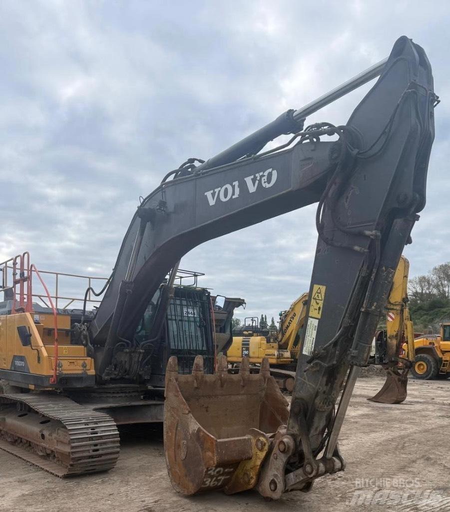 Volvo EC300EL Telakaivukoneet