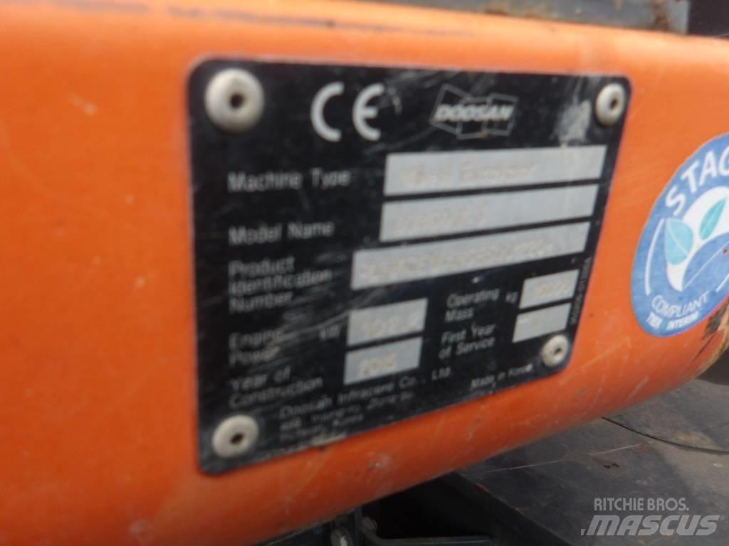 Doosan DX 160 W Pyöräkaivukoneet