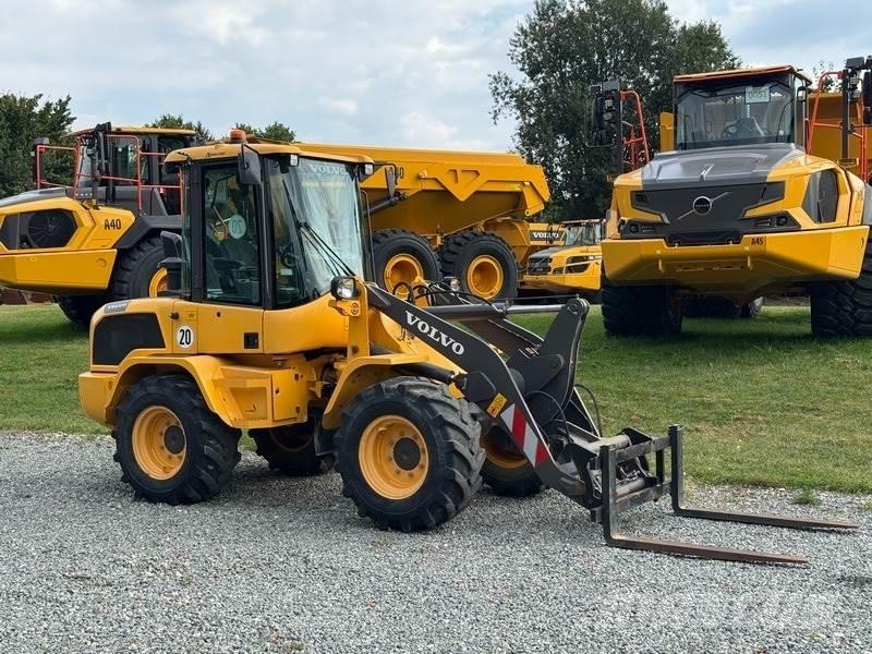 Volvo L 35 G Pyöräkuormaajat