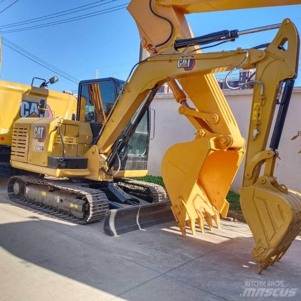 CAT 306 Minikaivukoneet < 7t