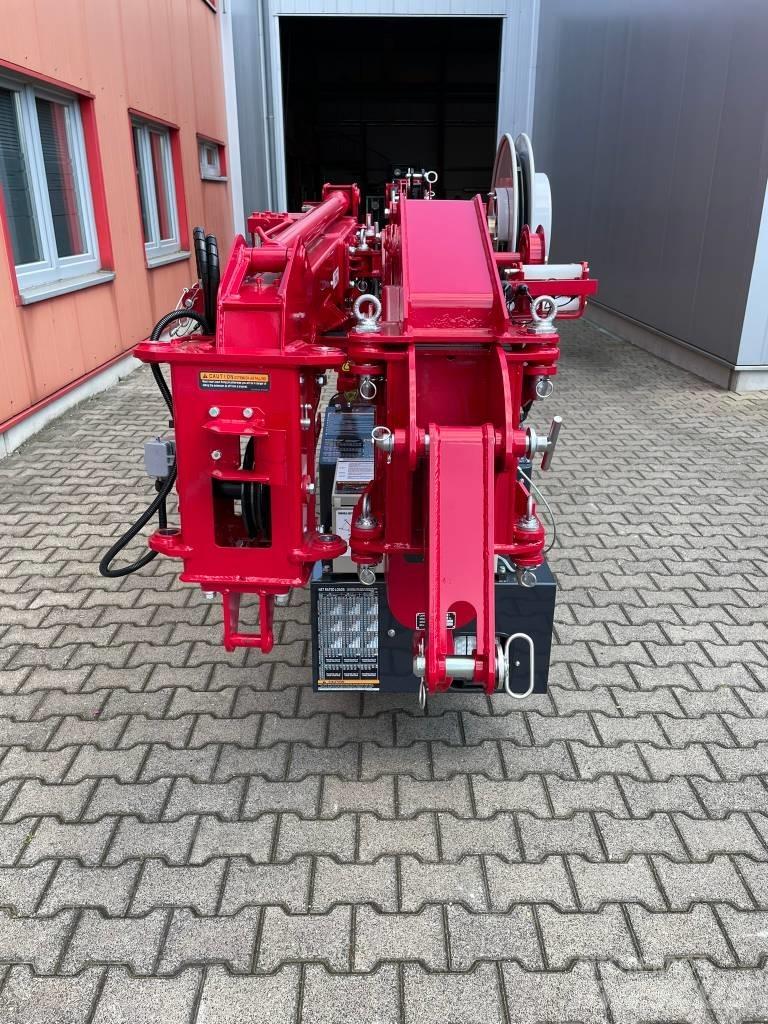 Unic URW-295-2 Tela-alustaiset nosturit