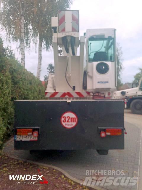 Wumag WT 320 Nostolava-autot