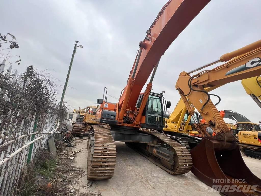 Doosan DX 500 LCA Telakaivukoneet