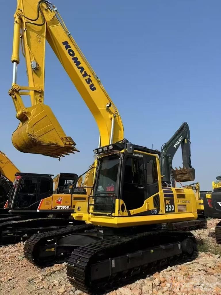 Komatsu PC 220 Telakaivukoneet
