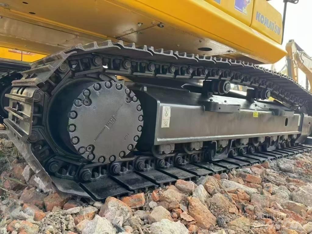 Komatsu PC 220 Telakaivukoneet