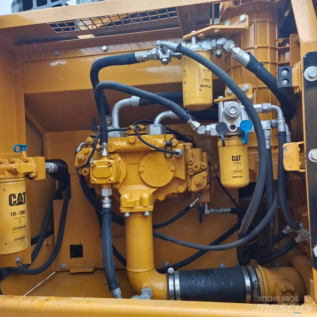 CAT 320 D Telakaivukoneet