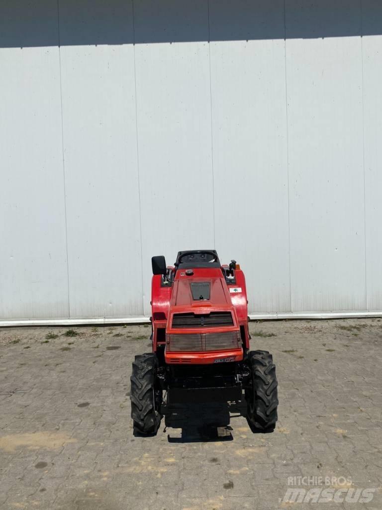 Mitsubishi MT16 Taajamatraktorit