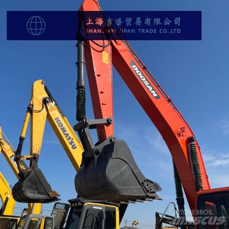 Doosan DX 300 Telakaivukoneet
