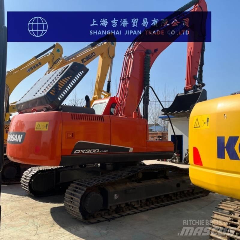 Doosan DX 300 Telakaivukoneet