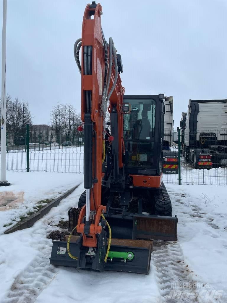 Hitachi ZX 38 U-6 Minikaivukoneet < 7t