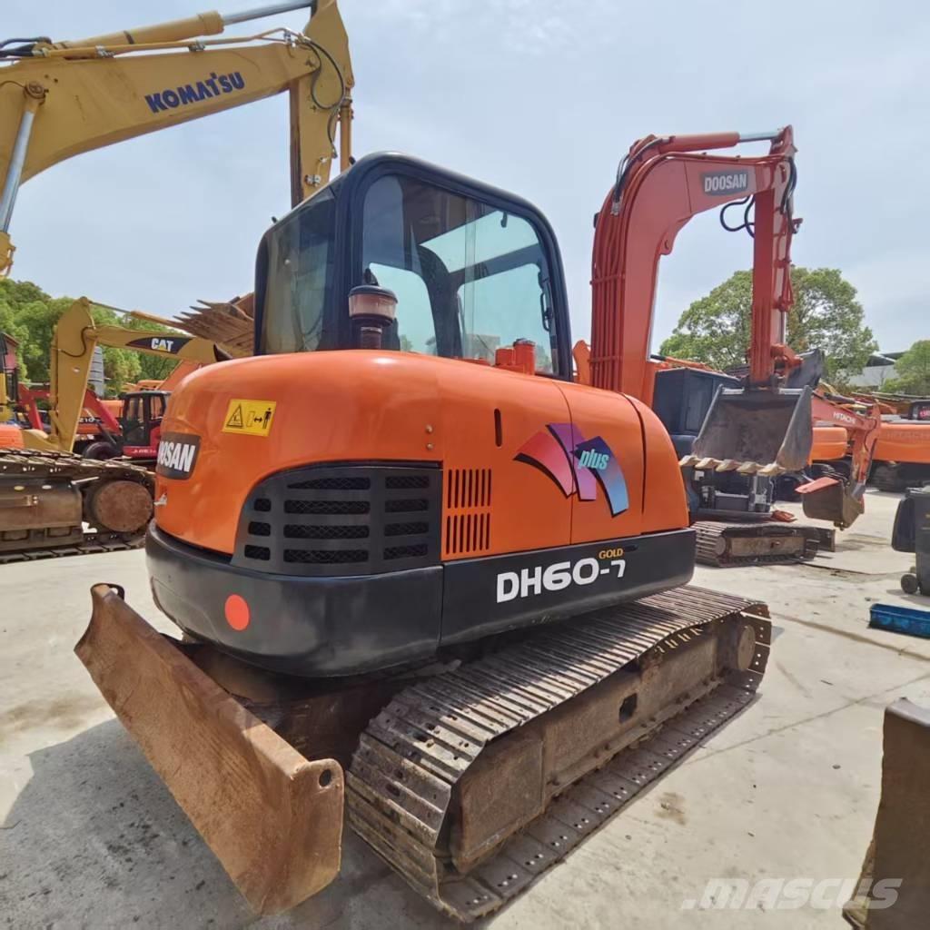 Doosan DH 60-7 Minikaivukoneet < 7t
