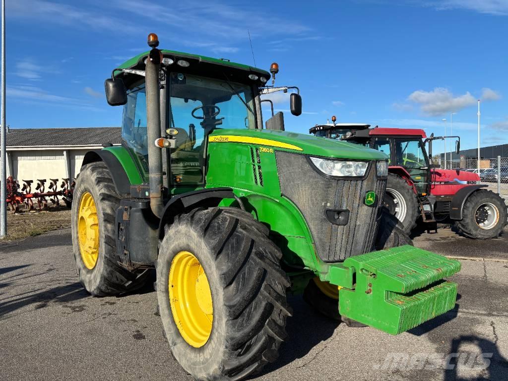 John Deere 7260 R Traktorit