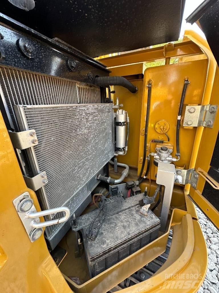 CAT 308 E Telakaivukoneet