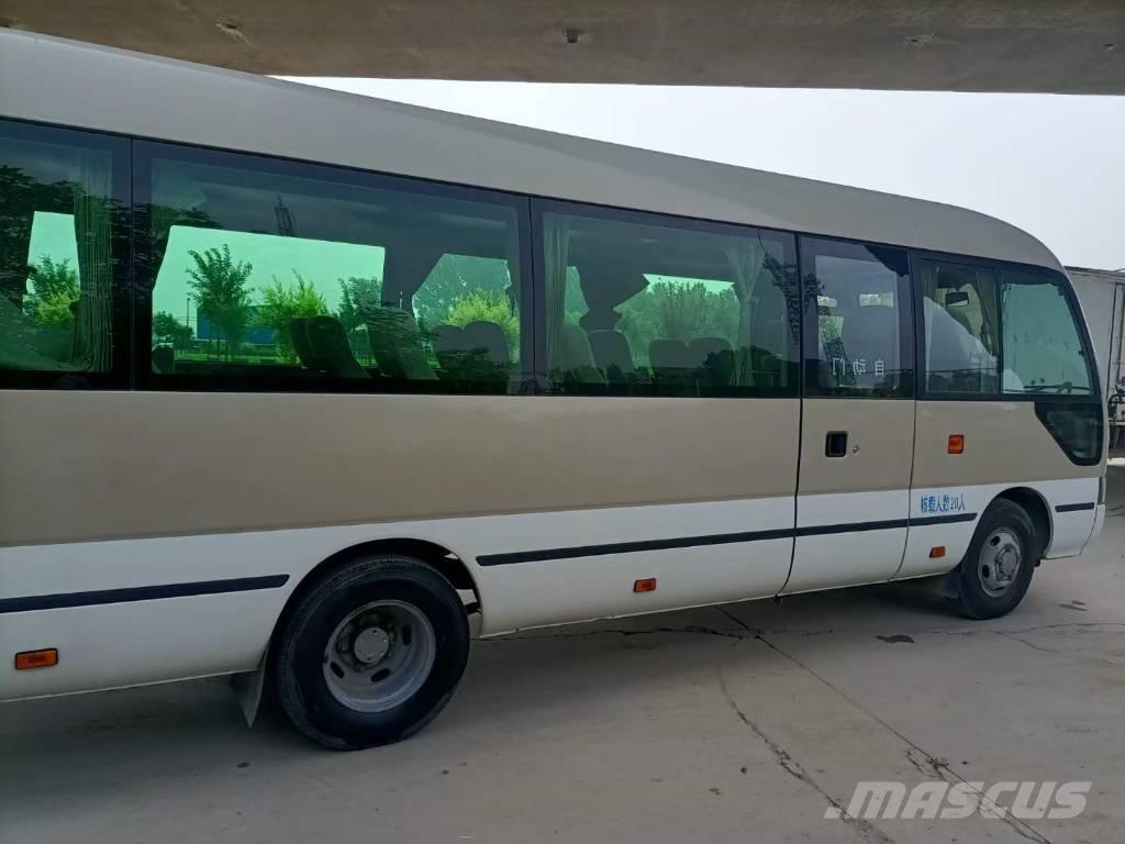 Toyota Coaster Bus Minibussit